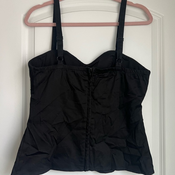 MANEATER TOP IN BLACK - VIXEN BY MICHELINE PITT - Picture 5 of 7